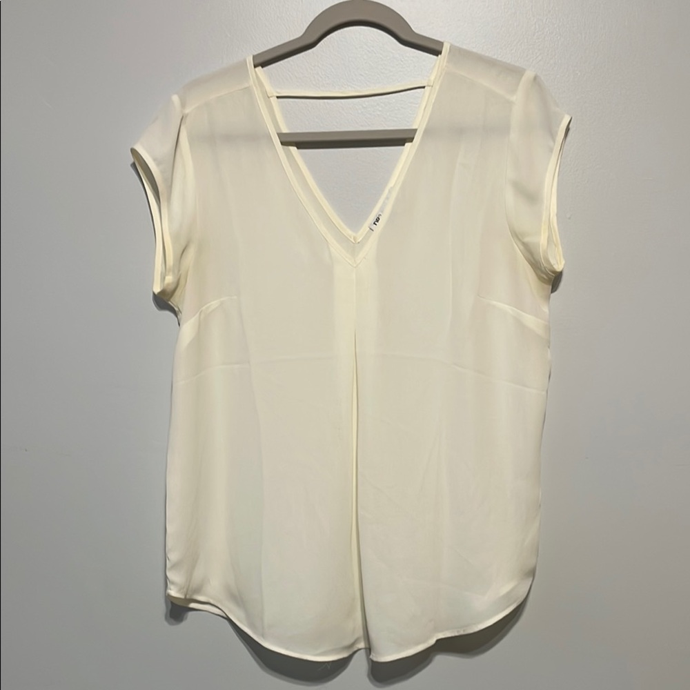 DR2 Cream V-Neck Blouse
